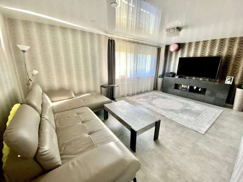 Wohnung zum Kaufen in Neunkirchen 175.000 € 87 m²