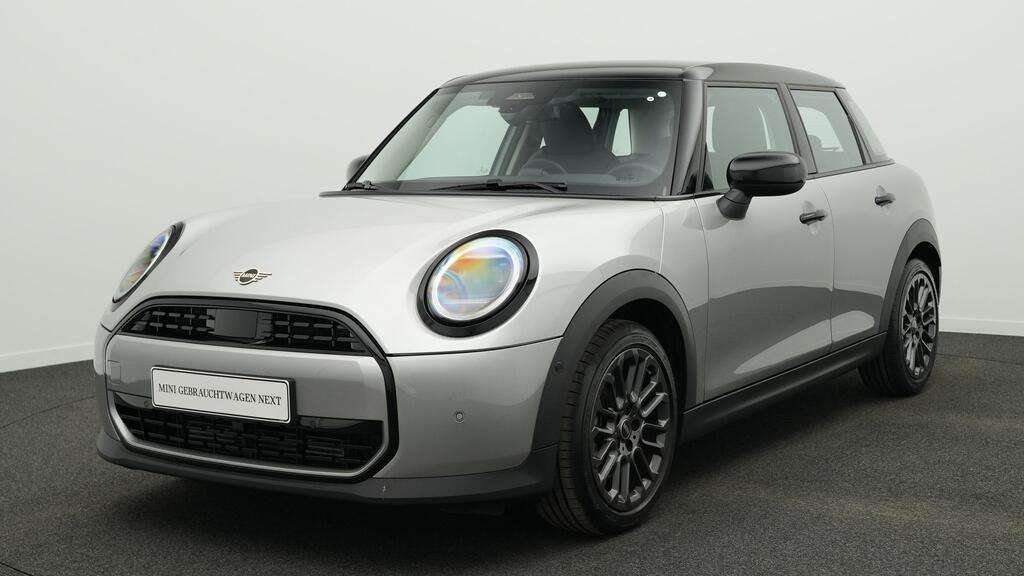 Mini Cooper C 8.239 km 29.706 &euro; München 80788