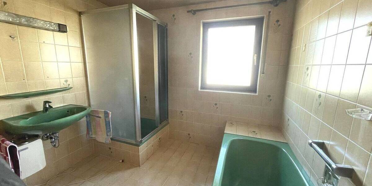 Einfamilienhaus Offenburg Windschläg - 4 Zimmer, 115 m&sup2;, 260.000&euro; | Angebot:26171142