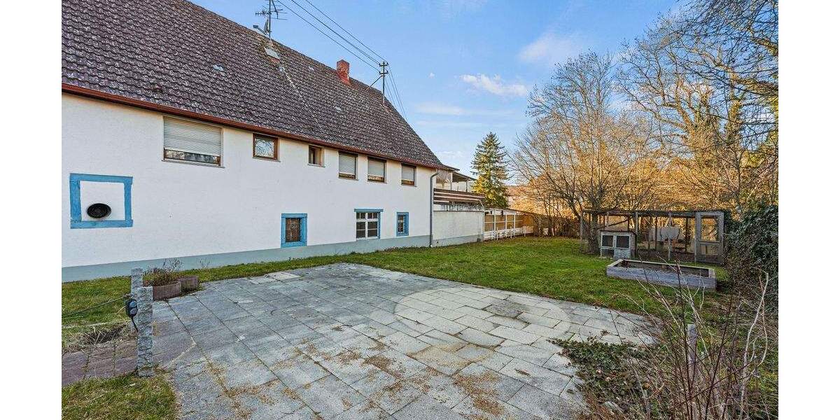 Einfamilienhaus Hilzingen - 7 Zimmer, 215 m&sup2;, 585.000&euro; | Angebot:25879468