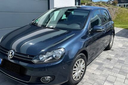 VW Golf 272.631 km 2.400 &euro; Schmallenberg 57392