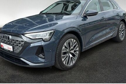 Audi Q8 e-tron 11.888 km 59.950 &euro; Hamburg 22419