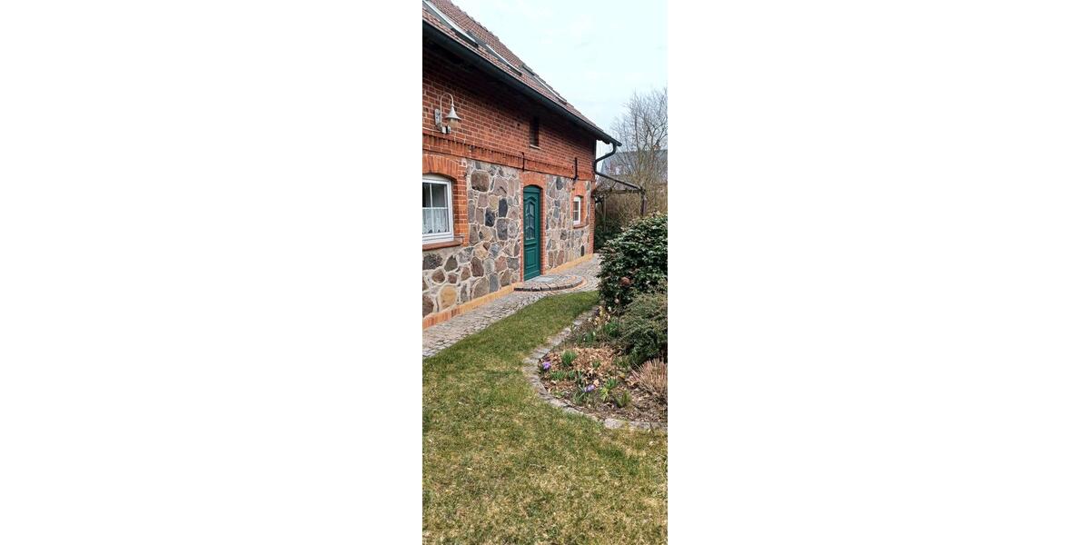 Dachgeschoßwohnung Uckerland - 3 Zimmer, 96 m&sup2;, 690&euro; | Angebot:25872158