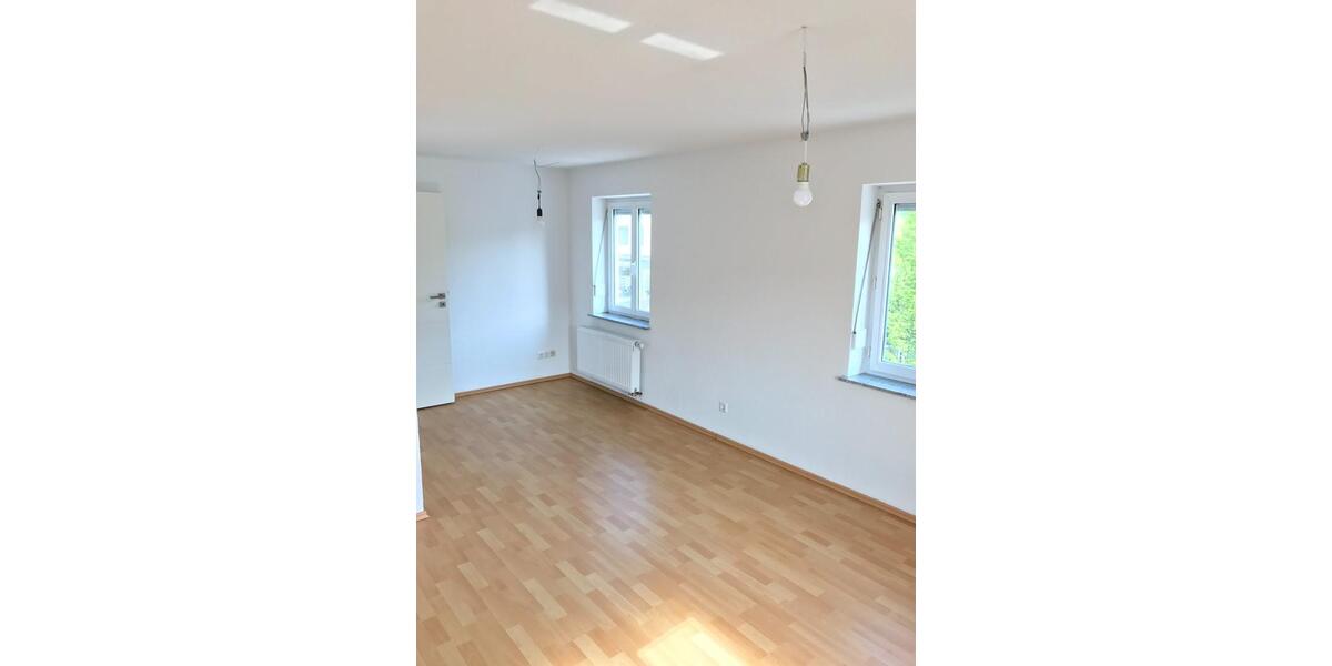 Mehrfamilienhaus, Wohnhaus Vöhringen - 10 Zimmer, 188 m&sup2;, 645.000&euro; | Angebot:24831866