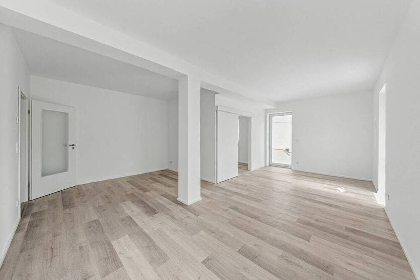 Exklusives Wohnen im Herzen von Frankfurt (Oder): 4 Raum Wohnung mit Balkon - Erstbezug - 4. Obergeschoss