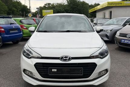 Hyundai i20 150.000 km 5.900 &euro; Bottrop 46238