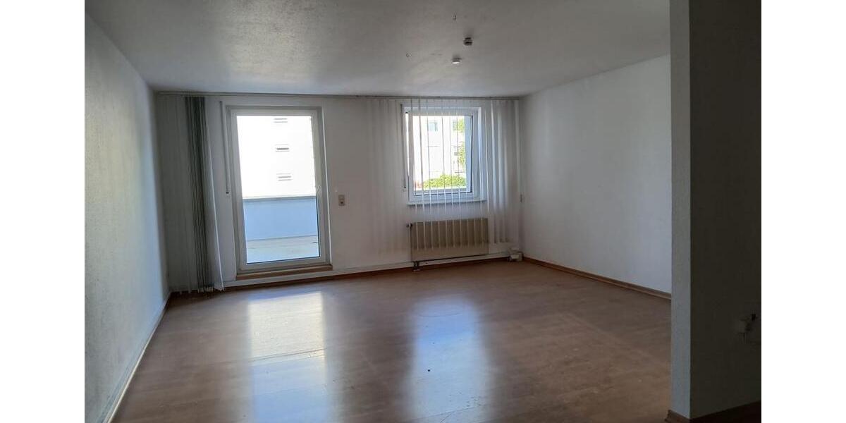 Etagenwohnung Homburg - 3 Zimmer, 102 m&sup2;, 950&euro; | Angebot:26425776