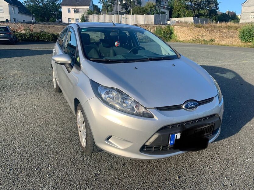 Ford Fiesta 98.429 km 3.950 € Ehringshausen 35630