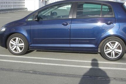 VW Golf 101.200 km 8.499 &euro; Berlin 13435