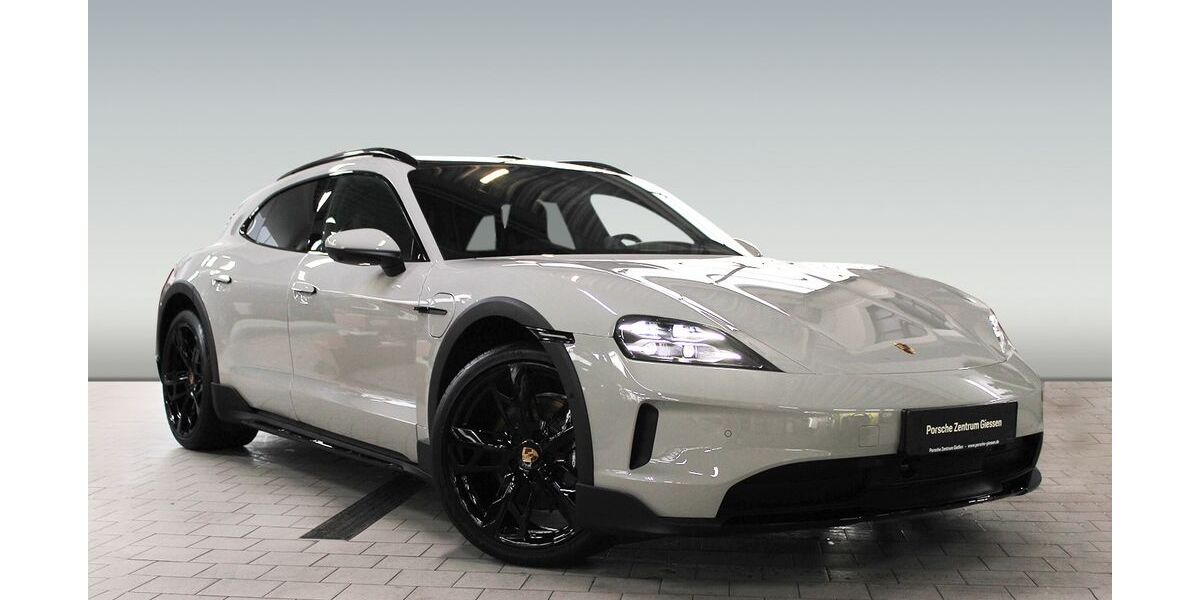 Porsche Taycan 12.500 km 116.780 € Wettenberg 35435