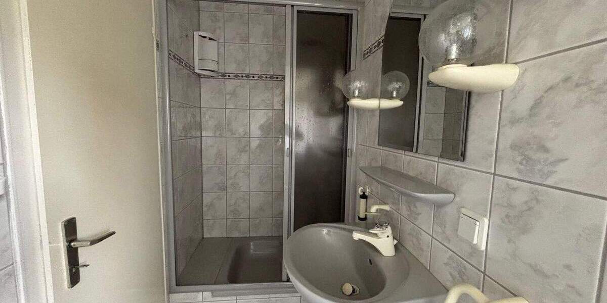 Etagenwohnung Wiehl Börnhausen - 4 Zimmer, 155 m&sup2;, 259.000&euro; | Angebot:25770381