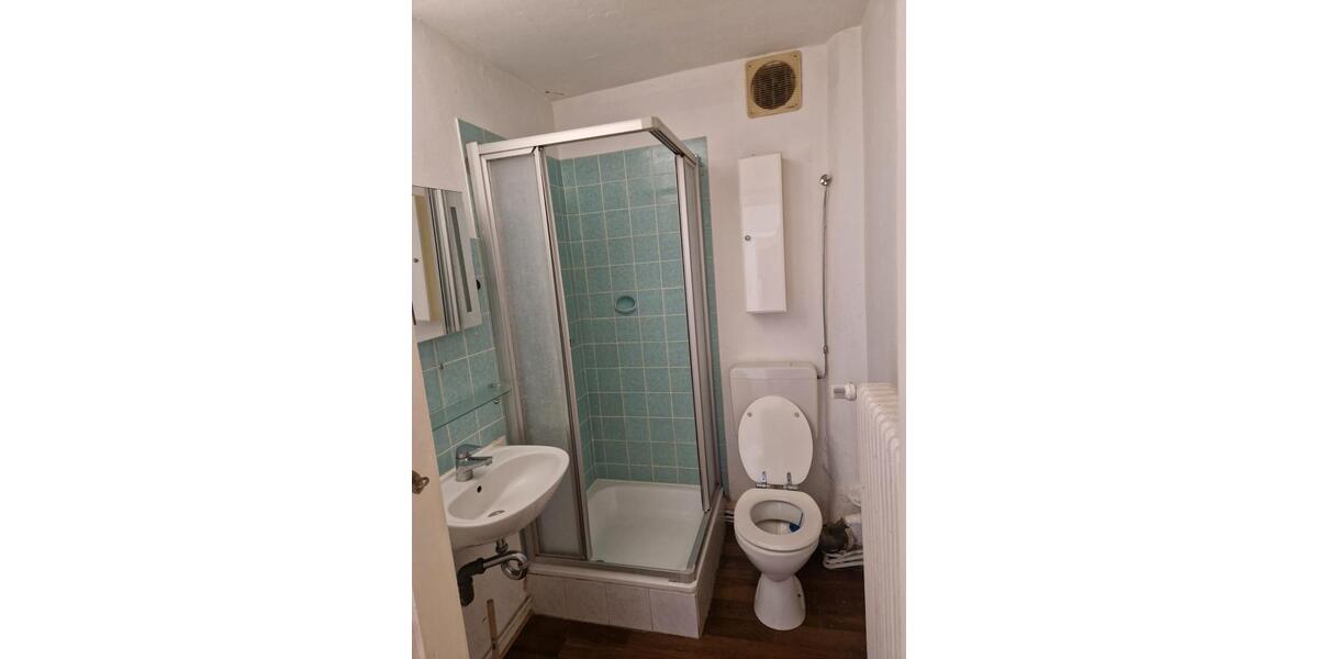 Dachgeschoßwohnung Bremen Findorff - 2.5 Zimmer, 53 m&sup2;, 180.000&euro; | Angebot:26124171