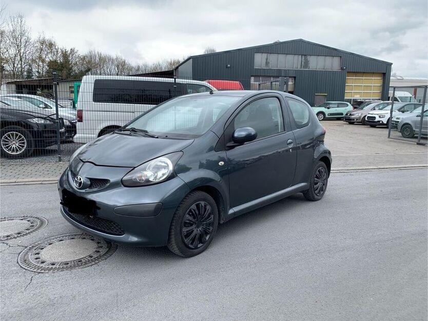 Aygo (X)