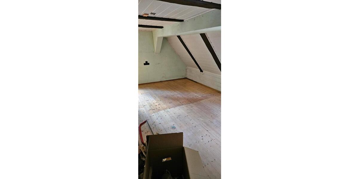 Mehrfamilienhaus, Wohnhaus Wunsiedel - 7 Zimmer, 200 m&sup2;, 60.000&euro; | Angebot:26462554