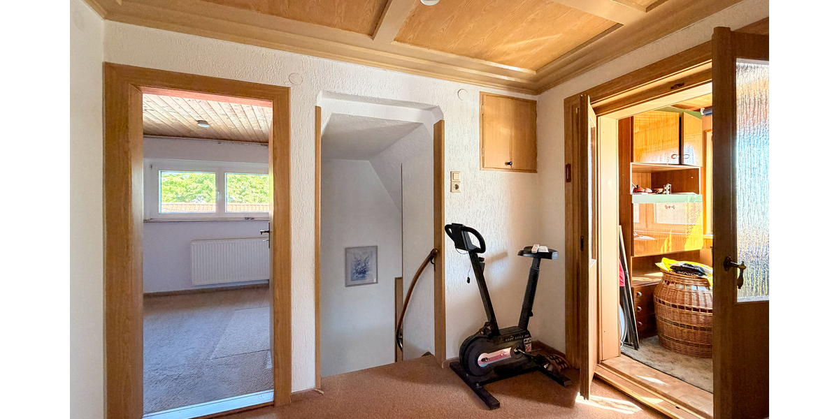 Ihr privates Refugium – Einfamilienhaus mit Poolhaus, Wintergarten und viel Platz! *Provisionsfrei - Einfamilienhaus Gera Lusan | Angebot:27212518