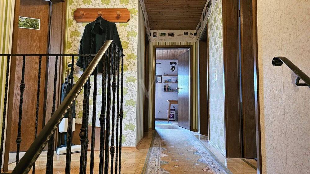 Doppelhaushälfte Ansbach - 8 Zimmer, 150 m&sup2;, 469.000&euro; | Angebot:26106506