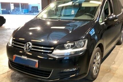 VW Sharan 182.000 km 13.999 &euro; Bargteheide 22941