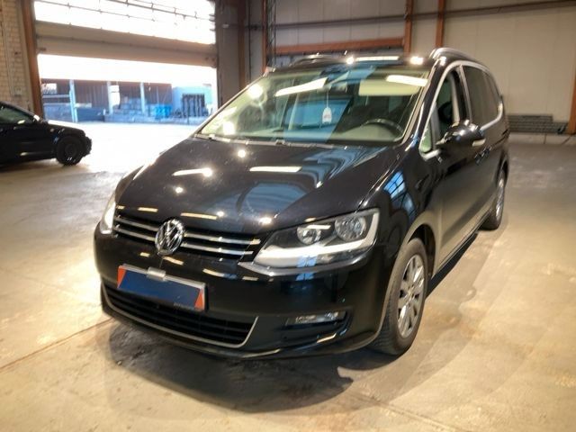 VW Sharan 182.000 km 13.999 &euro; Bargteheide 22941