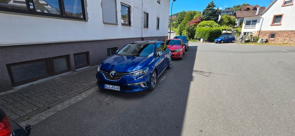 Renault Megane 44.000 km 16.800 &euro; Laufach 63846