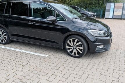 VW Touran 159.000 km 13.900 &euro; Winsen (Luhe) 21423