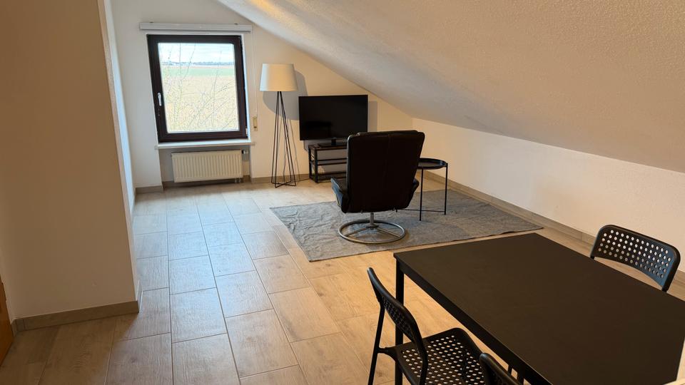 Dachgeschoßwohnung Vaterstetten Parsdorf - 2 Zimmer, 40 m&sup2;, 1.000&euro; | Angebot:25181690