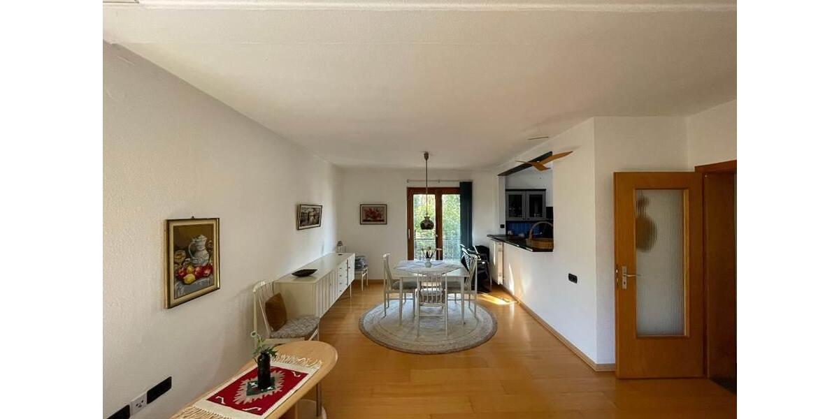 Etagenwohnung Wunstorf - 3 Zimmer, 96 m&sup2;, 1.000&euro; | Angebot:26282930