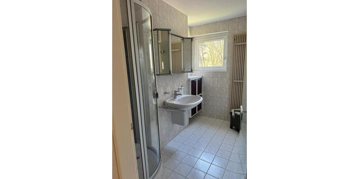 Etagenwohnung Villingen-Schwenningen Schwenningen - 4.5 Zimmer, 103 m&sup2;, 250.000&euro; | Angebot:26384547