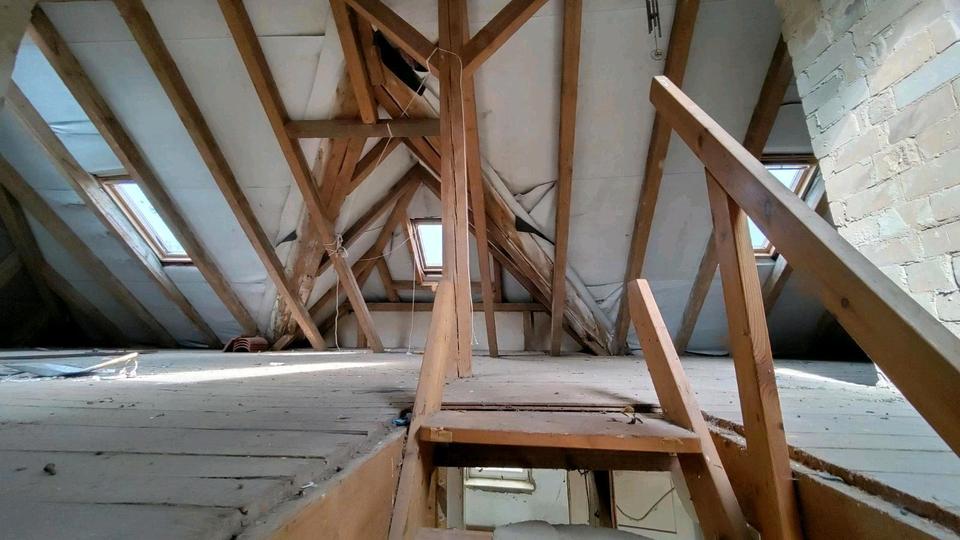 Mehrfamilienhaus, Wohnhaus Wurster Nordseeküste - 8 Zimmer, 180 m&sup2;, 120.000&euro; | Angebot:26222004