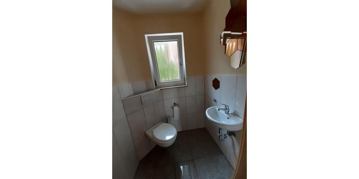 Erdgeschoßwohnung Weihenzell - 5 Zimmer, 145 m&sup2;, 1.050&euro; | Angebot:26394235