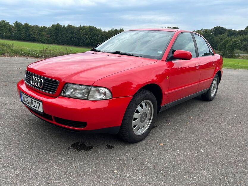 Audi A4 215.000 km 2.500 € Walldürn 74731