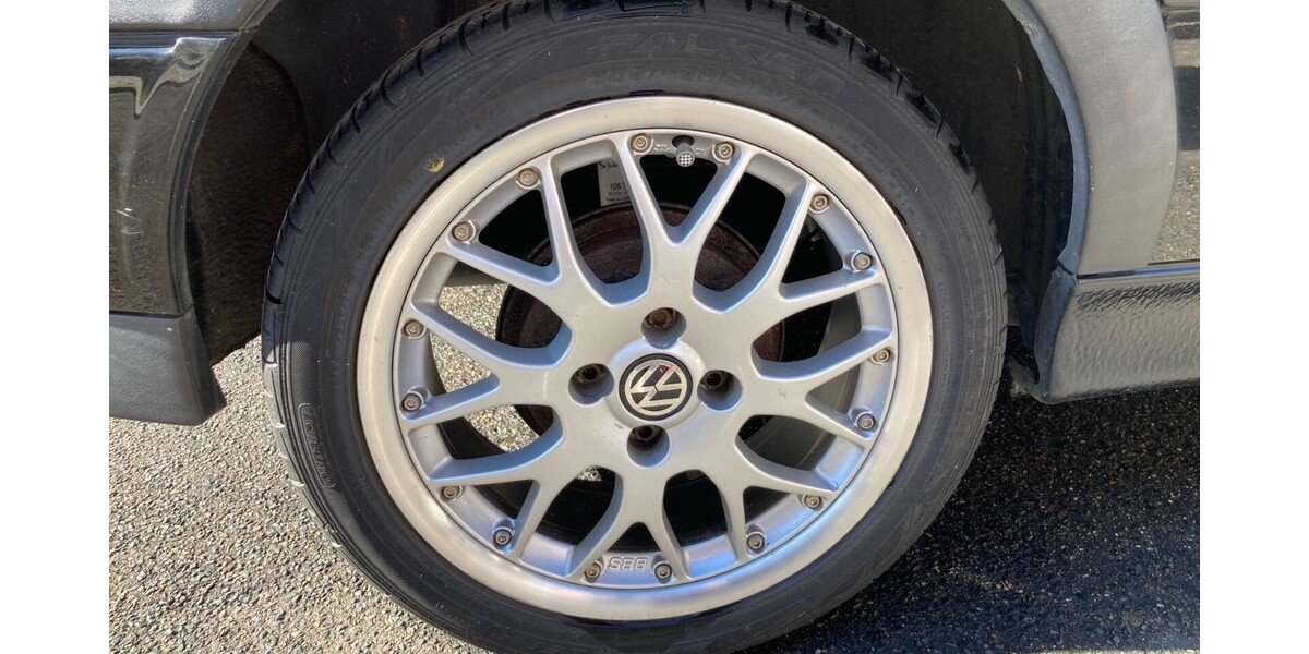 VW Golf 3 193.621 km 3.900 € Köngen 73257