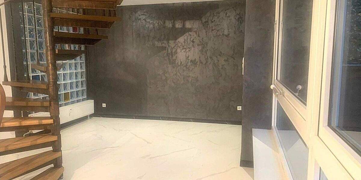 Penthousewohnung auf zwei Etagen mit großzügiger Terrasse 2 zimmer