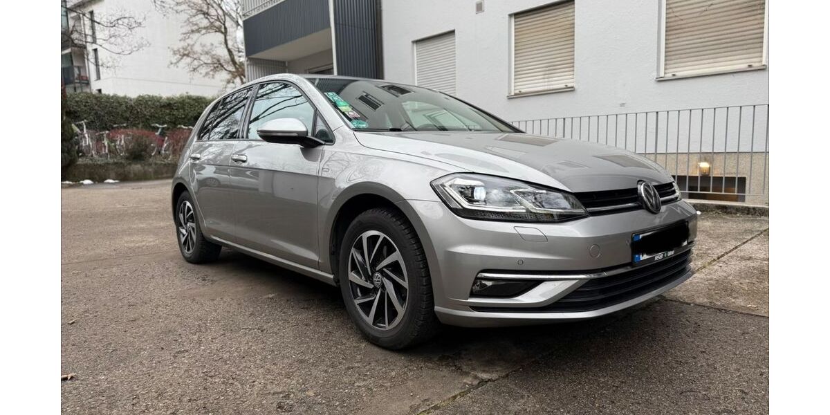 VW Golf 83.000 km 16.000 &euro; München 80992