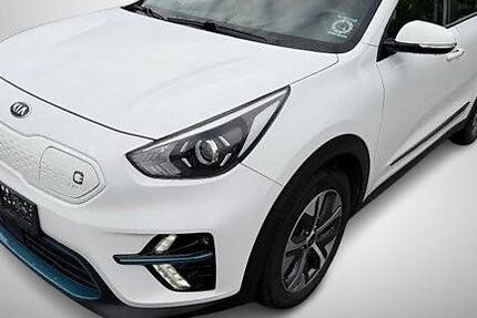 Kia Niro 99.522 km 15.945 &euro; Ergolding 84030