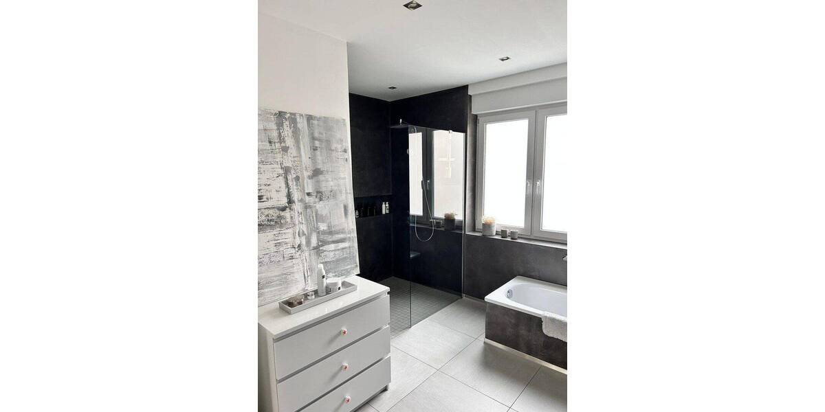 Etagenwohnung Lüdenscheid - 3 Zimmer, 98 m&sup2;, 1.020&euro; | Angebot:26824077