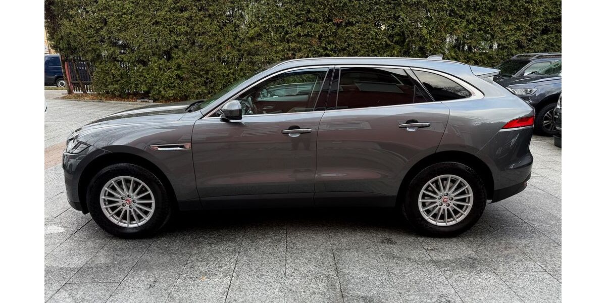 Jaguar F-Pace 193.000 km 12.980 &euro; München 81827