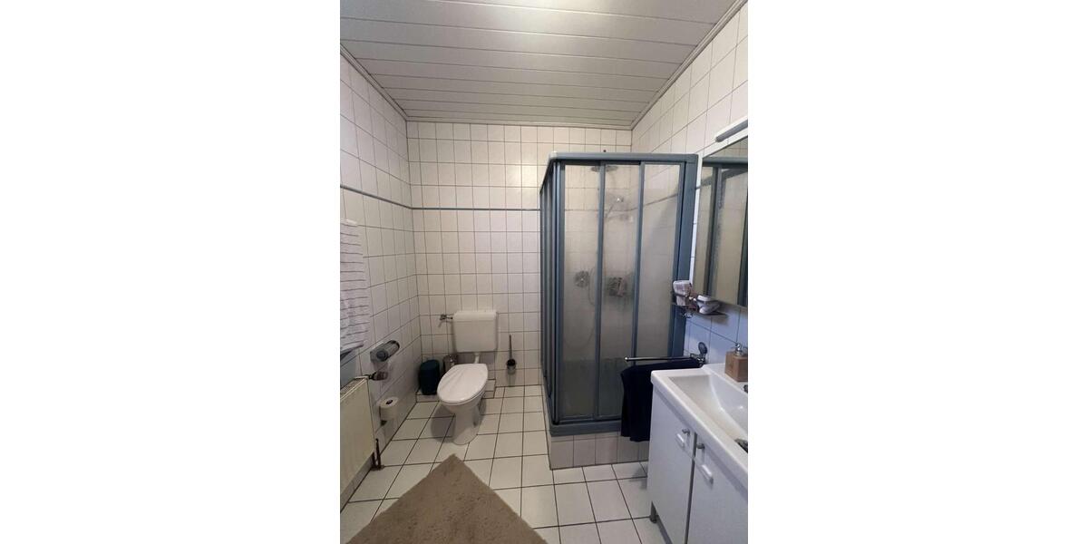 Etagenwohnung Nordenham - 5 Zimmer, 107 m&sup2;, 820&euro; | Angebot:25542233