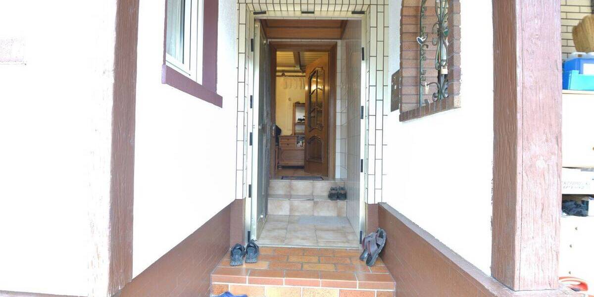 Doppelhaushälfte Ludwigshafen am Rhein Maudach - 5 Zimmer, 165 m&sup2;, 280.000&euro; | Angebot:26026577