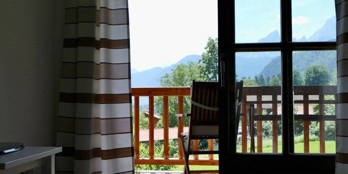 Etagenwohnung Bischofswiesen - 3 Zimmer, 99 m&sup2;, 425.000&euro; | Angebot:25734184