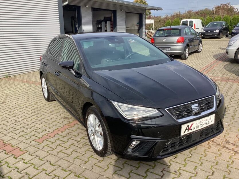 Seat Ibiza 19.626 km 18.670 € Kirchhain 35274