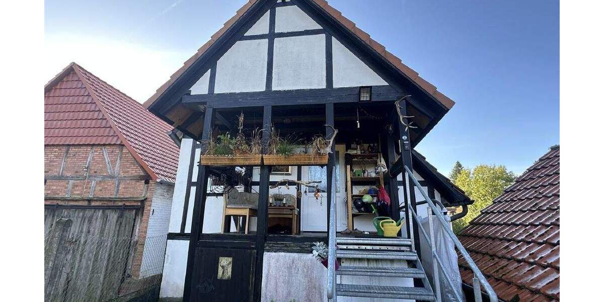 Mehrfamilienhaus, Wohnhaus Friedland Lichtenhagen - 8 Zimmer, 222 m&sup2;, 235.000&euro; | Angebot:25313840