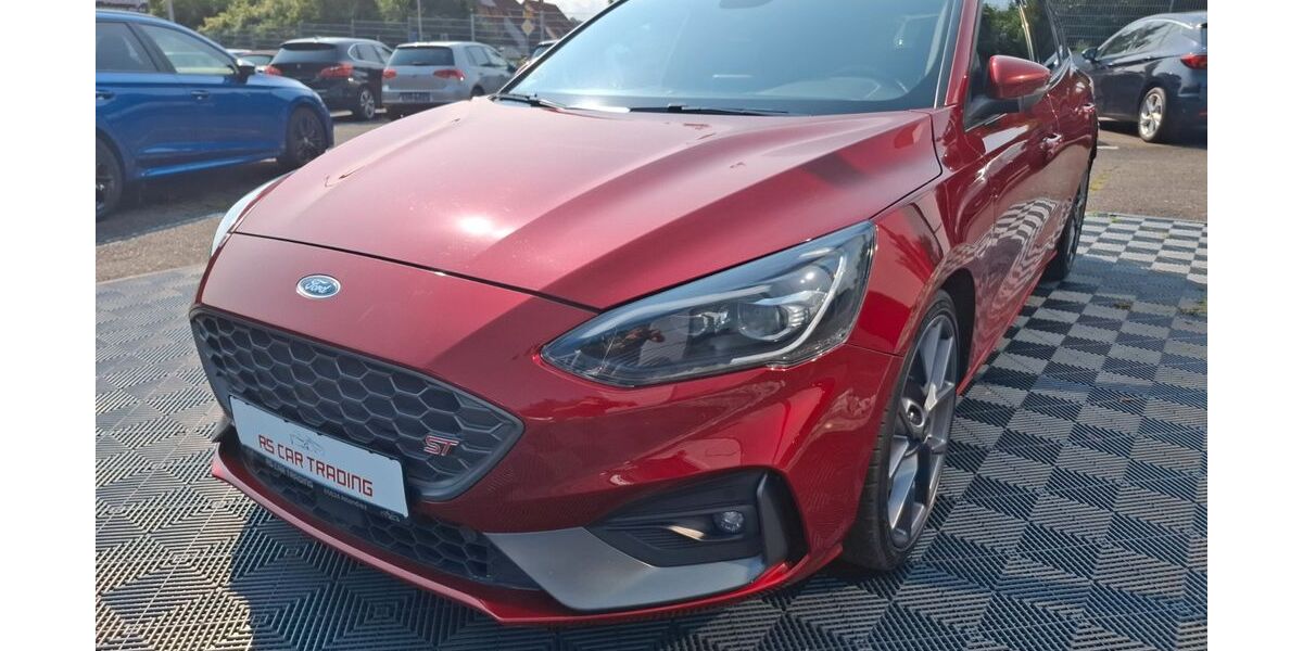 Ford Focus 103.616 km 17.990 € Altendiez 65624
