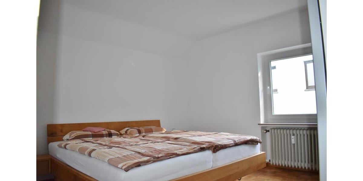 Dachgeschoßwohnung Prüm - 3 Zimmer, 86 m&sup2;, 705&euro; | Angebot:26163579
