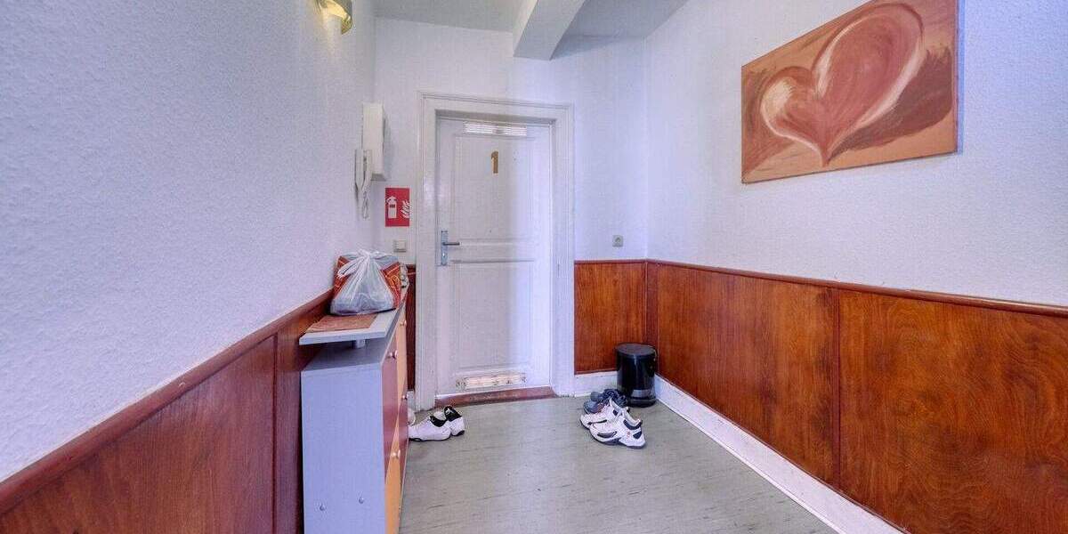 Wohnhaus mit Entwicklungspotenzial in der Altstadt - provisionsfrei 4 zimmer