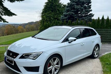 Seat Leon 140.000 km 14.299 &euro; Grattersdorf 94541