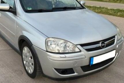 Opel Corsa 201.000 km 2.340 &euro; St. Märgen 79274