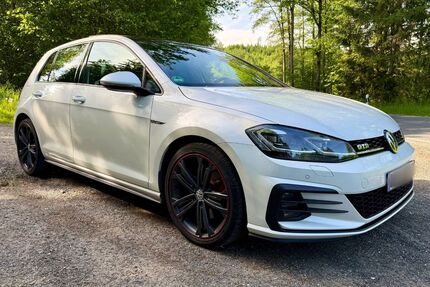 VW Golf 124.000 km 20.400 &euro; Bad Rodach 96476