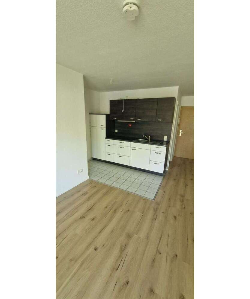 Wohnung zum Mieten in Chemnitz 236 € 33.71 m²