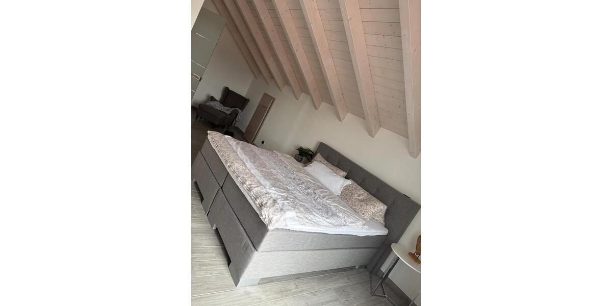 Doppelhaushälfte Kösching - 6 Zimmer, 160 m&sup2;, 2.000&euro; | Angebot:25046986