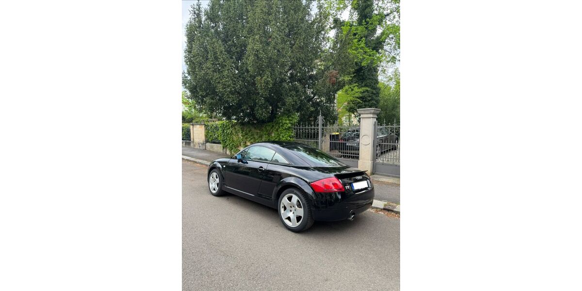 Audi TT 159.227 km 3.800 &euro; Dresden 01309